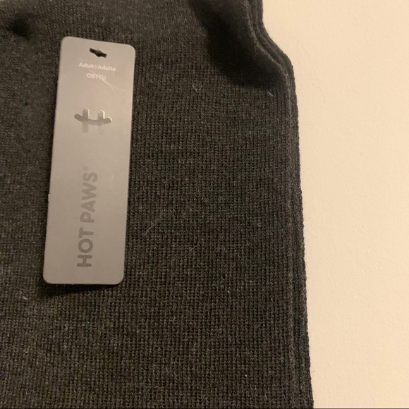BNWT Grey Scarf from Hot Paws - Picture 3 of 7